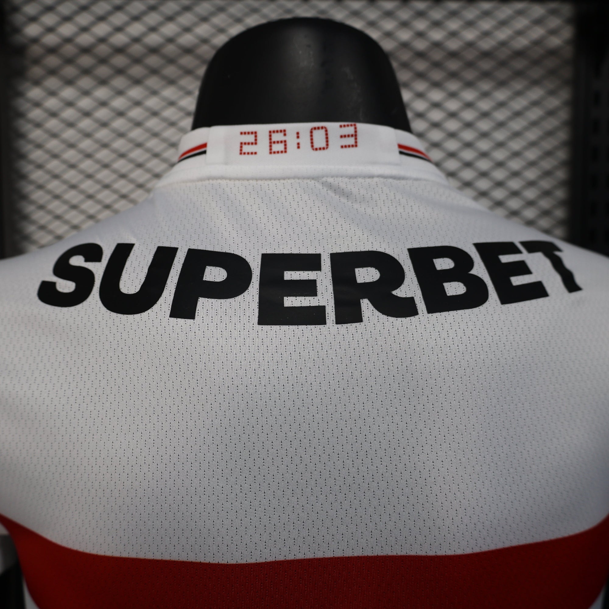 Camisa São Paulo 25/26 Home Versão jogador - New Balance Masculina - Braco + Vermelho